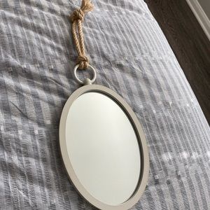 Mirror with rope